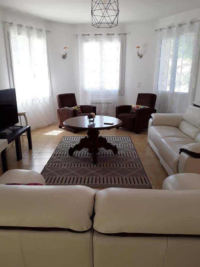 Villa La Bonbonne En Provence Travaillan Esterno foto