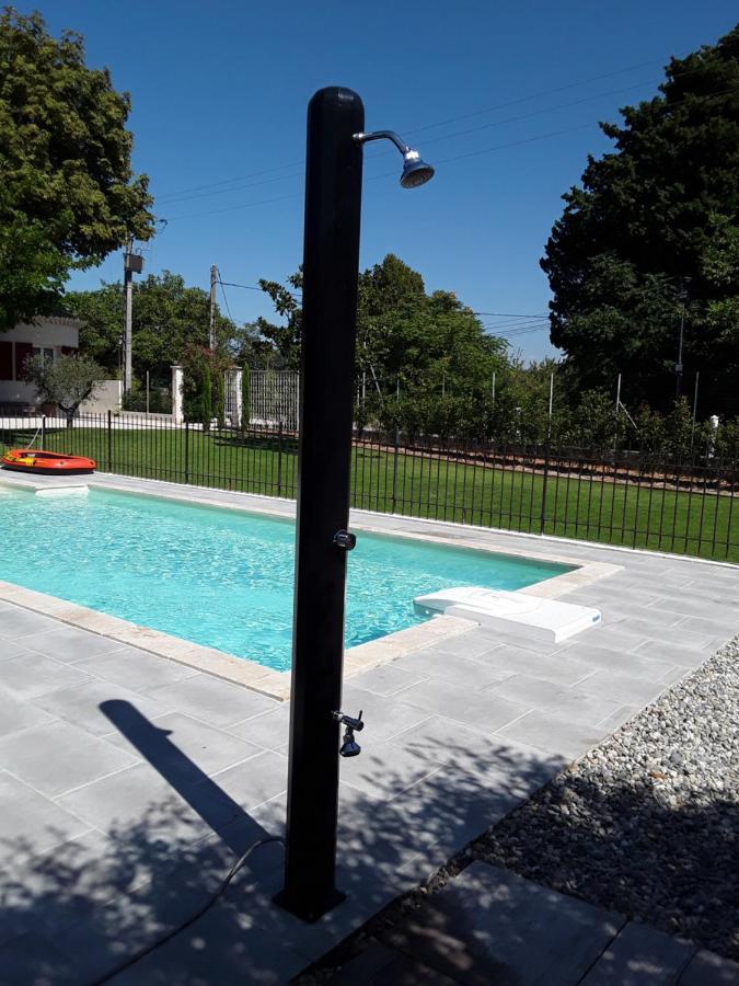 Villa La Bonbonne En Provence Travaillan Esterno foto