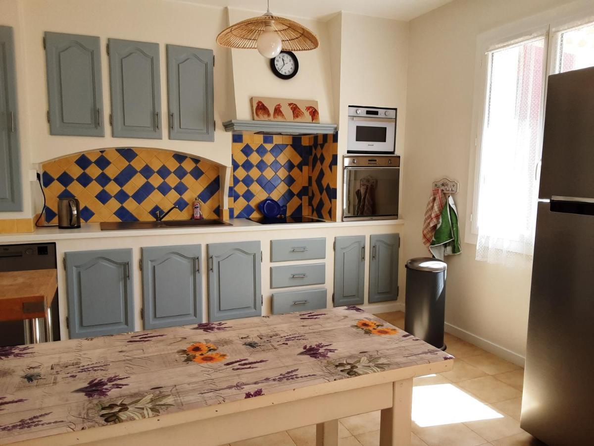 Villa La Bonbonne En Provence Travaillan Esterno foto